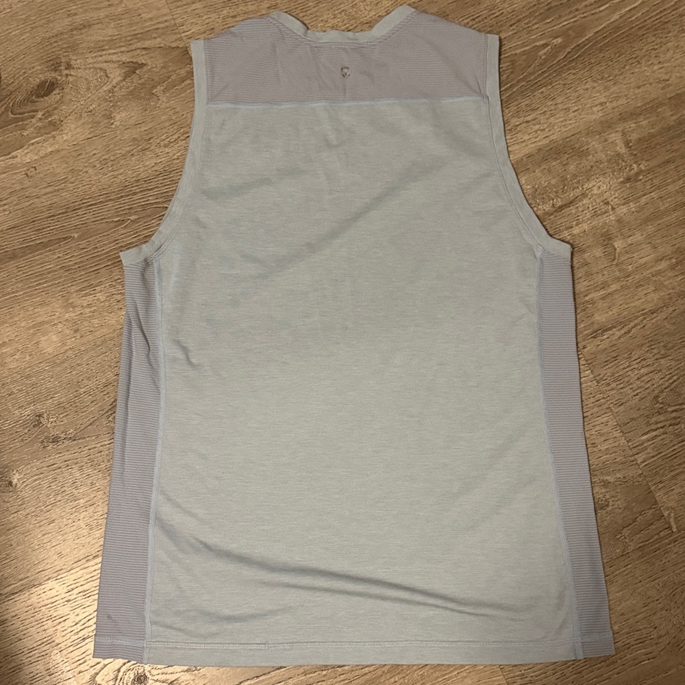 Lululemon Athletica Light Gray Sleeveless Top - Picture 4 of 4